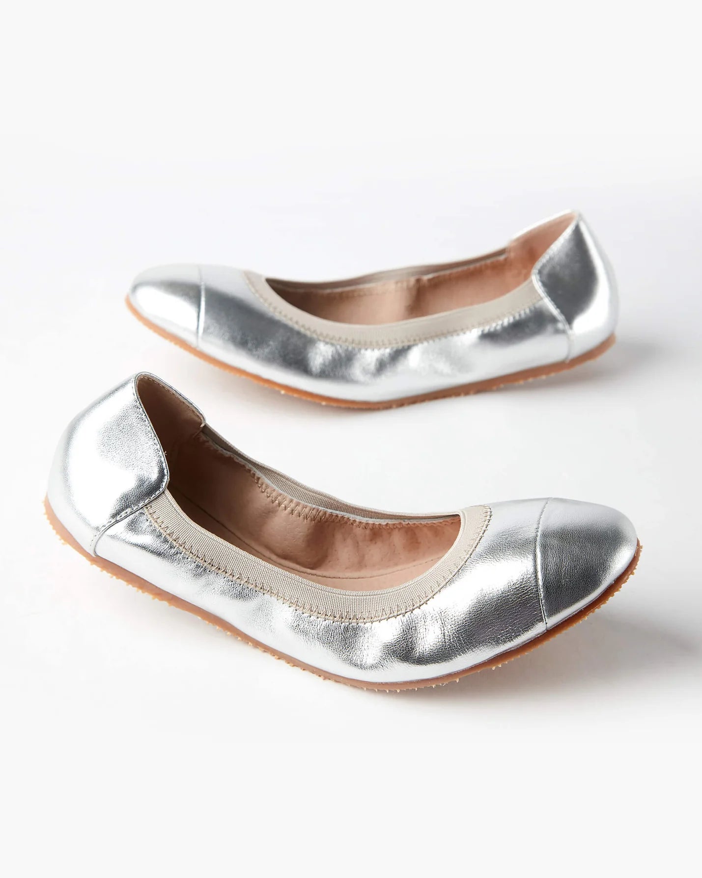 Walnut Melbourne - Ava Leather Ballet Flat - Silver