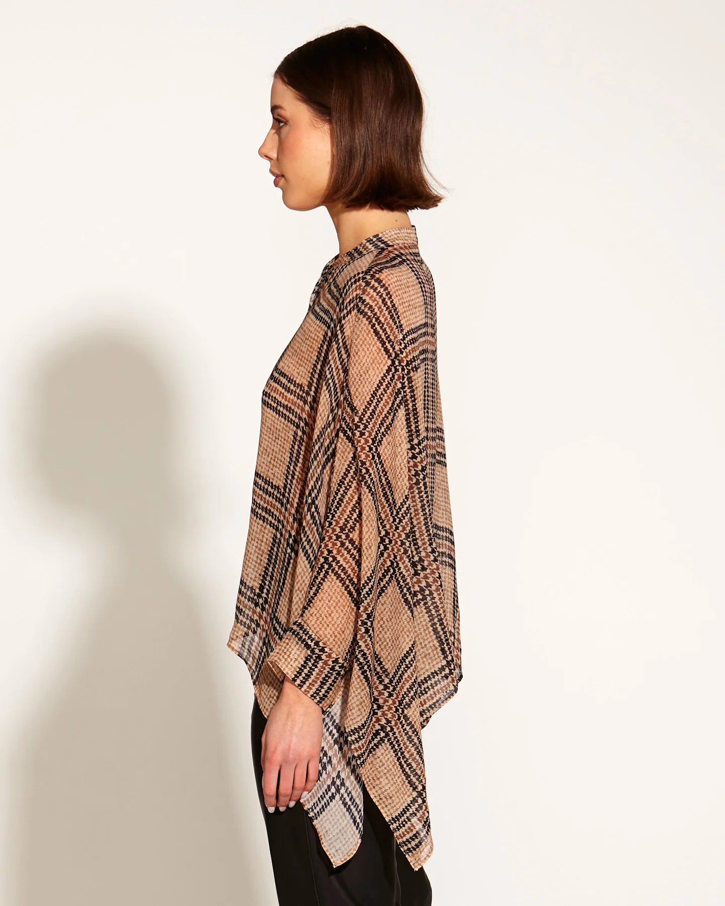 Fate & Becker - Something Beautiful Oversized Flowy Kimono Blouse - Tan Houndstooth Check